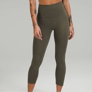 Lululemon align HR crop 23 inch